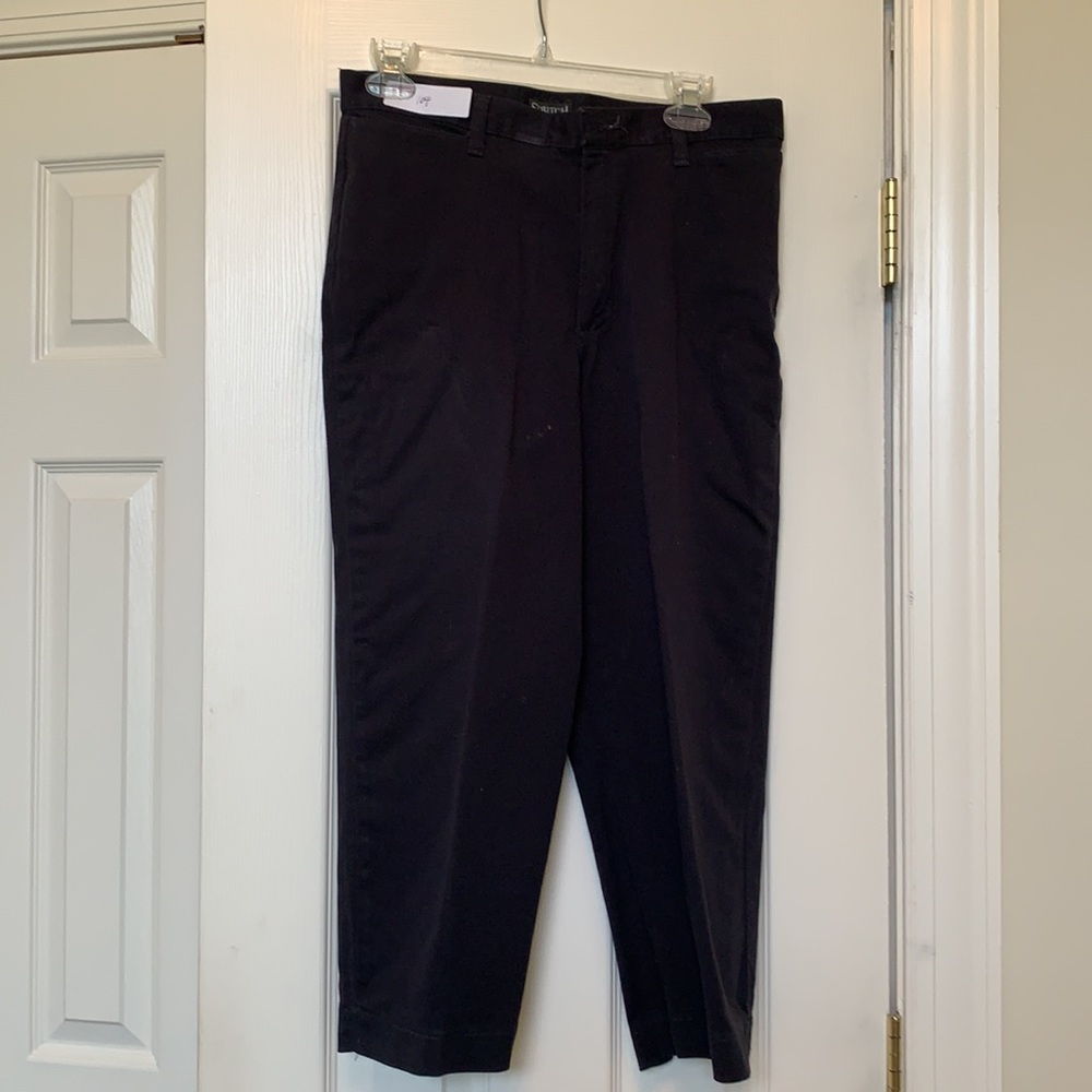 Black Capri